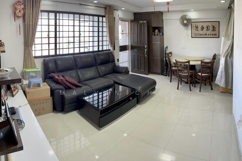 Living and dining area