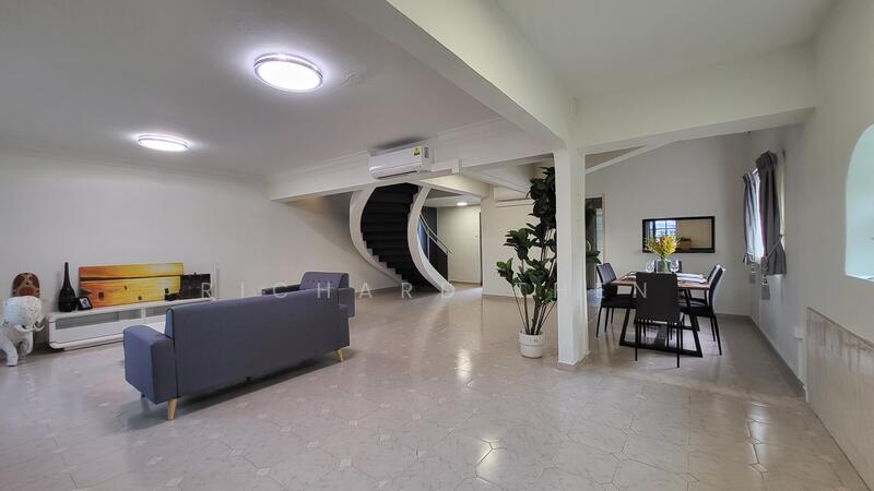 For Rent - Chancery Court