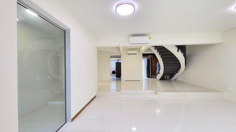 For Rent - Chancery Court