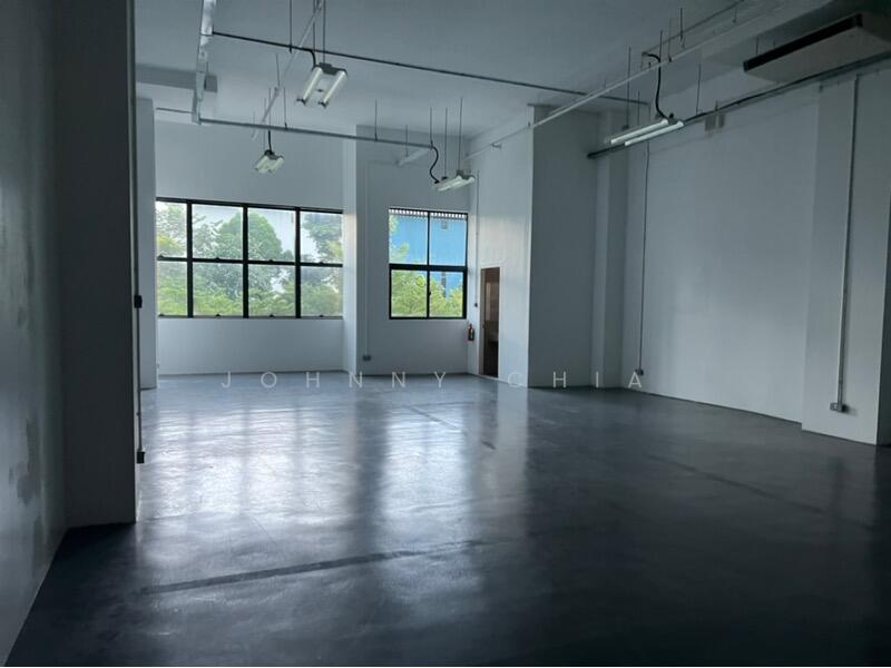 Interlocal Centre, 100G Pasir Panjang Road, 1,791 sqft, Light Industrial (B1) For Rent, by Johnny Chia, 24380791 - CommercialGuru.com.sg
