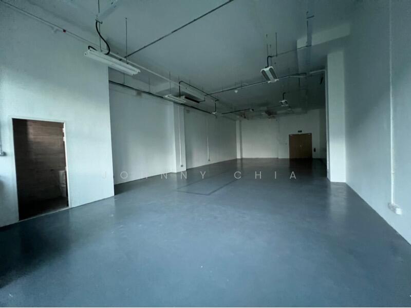Interlocal Centre, 100G Pasir Panjang Road, 1,791 sqft, Light Industrial (B1) For Rent, by Johnny Chia, 24380791 - CommercialGuru.com.sg