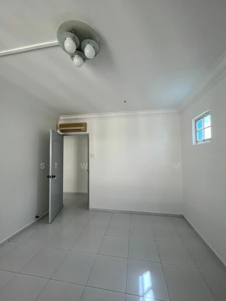 149 Petir Road, 149 Petir Road, 2 Bedrooms, 1,109 sqft, HDB Flat For Rent, by Stewart Lim, 24381067 - PropertyGuru.com.sg