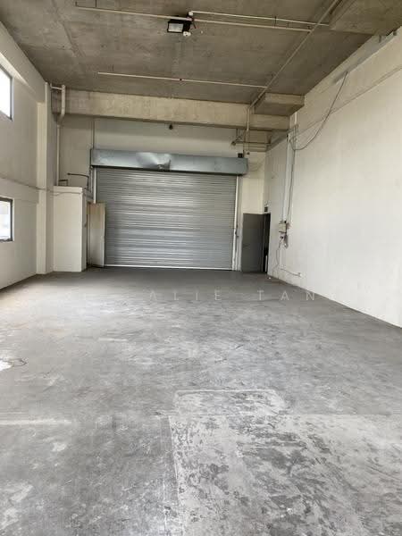 Pioneer Centre, 1 Soon Lee Street, Boon Lay / Jurong / Tuas, 1,894 sqft, Factory / Workshop (B2) For Rent, by Natalie Tan, 24382638 - CommercialGuru.com.sg