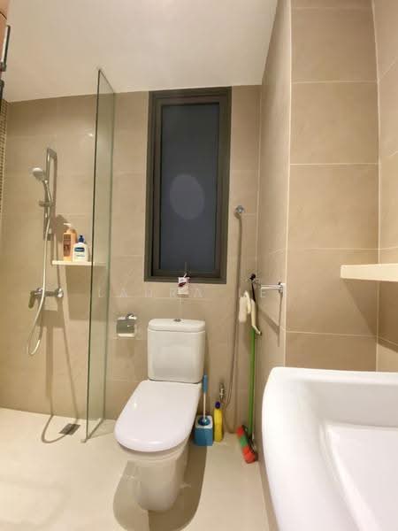 Miltonia Residences, 542 Miltonia Close, 2 Bedrooms, 840 sqft, Condominium For Rent, by Laura Lee, 24383124 - PropertyGuru.com.sg