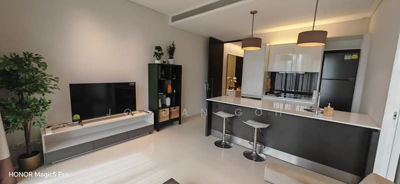 Scotts Square, 8 Scotts Road, 1 Bedroom, 624 sqft, Apartment For Rent, by Jordan Goh, 24383734 - PropertyGuru.com.sg