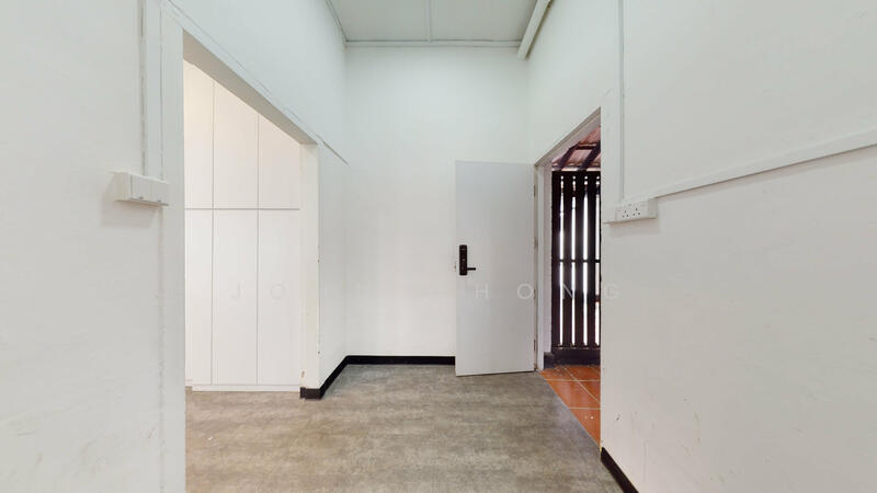 Black & White Colonial House Boutique Offices in Seletar Camp, Old Birdcage Walk, Seletar / Yio Chu Kang, 1,035 sqft, Office For Rent, by John Chong, 24384039 - CommercialGuru.com.sg