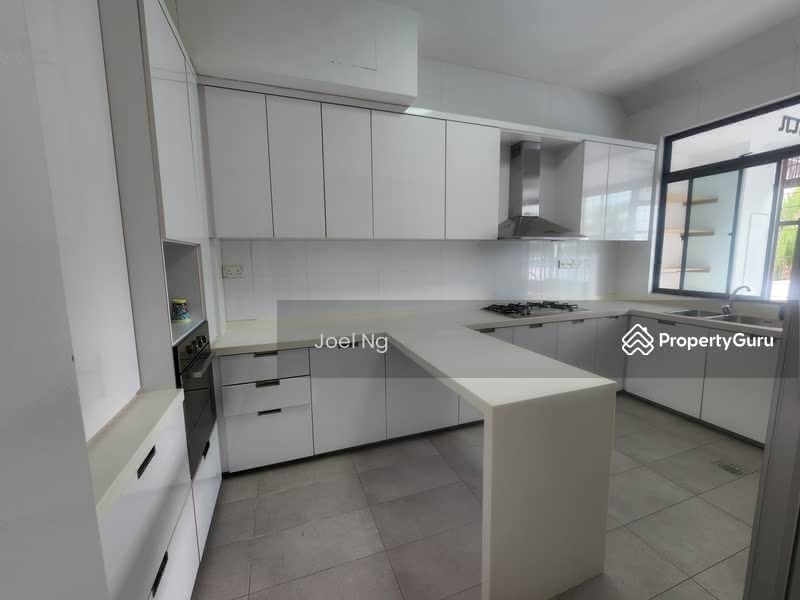 For Rent - Terrace at East Coast Ave mins away to Siglap mrt