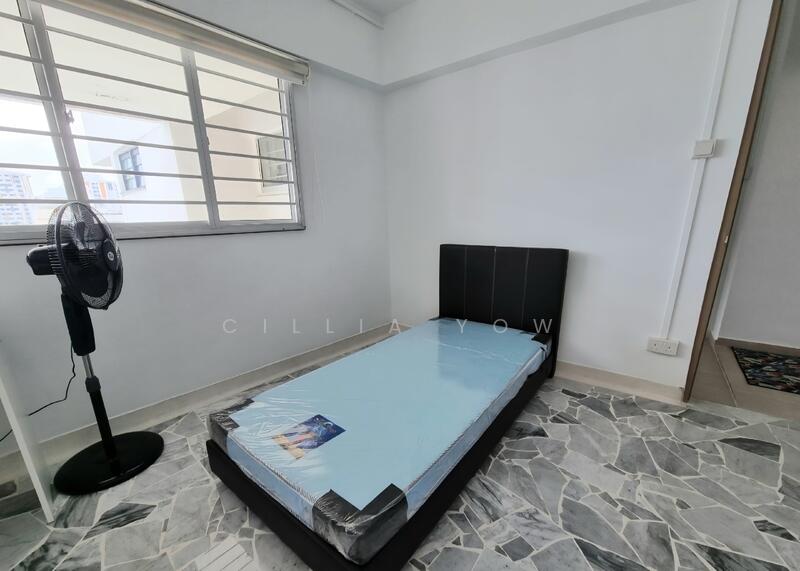 For Rent - 204 Jurong East Street 21