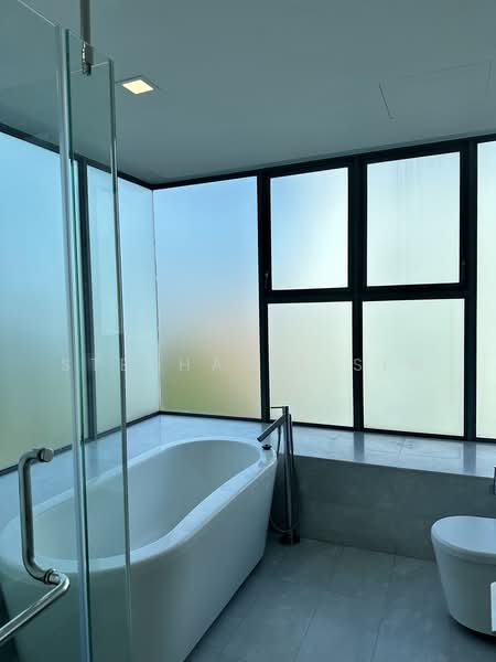 Waterfall Gardens, 8 Farrer Road, 3 Bedrooms, 1,830 sqft, Condominium For Rent, by Stephanie Sim, 24385142 - PropertyGuru.com.sg