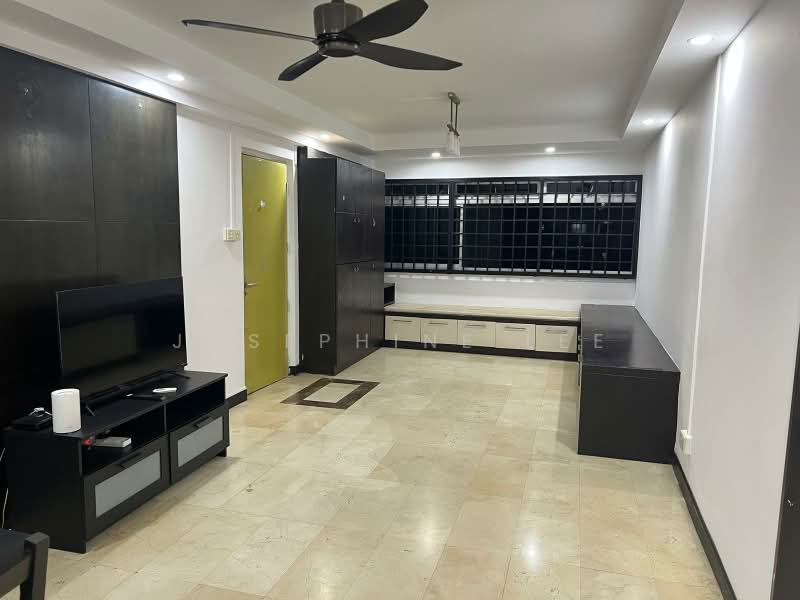 124 Marsiling Rise, 124 Marsiling Rise, 2 Bedrooms, 1,008 sqft, HDB Flat For Rent, by Josephine Lee, 24385517 - Living Room - PropertyGuru.com.sg