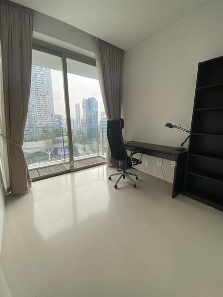Scotts Square, 8 Scotts Road, 2 Bedrooms, 893 sqft, Apartment For Rent, by Chai Zeping, 24386506 - PropertyGuru.com.sg
