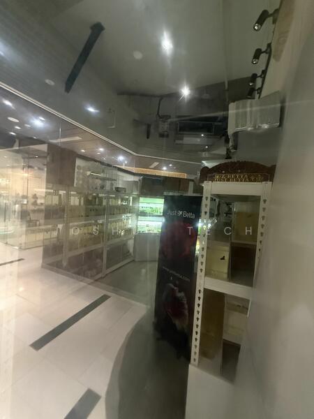 East Village, 430 Upper Changi Road, 183 sqft, Mall Shop For Sale, by Joshua Tech, 24386614 - CommercialGuru.com.sg
