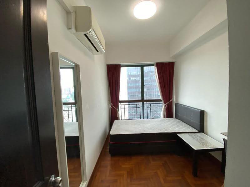 The Bencoolen, 180 Bencoolen Street, Beach Road / Bugis / Rochor, Room Rental, 100 sqft, Apartment For Rent, by Jackie Aw, 24387750 - Bedroom - PropertyGuru.com.sg