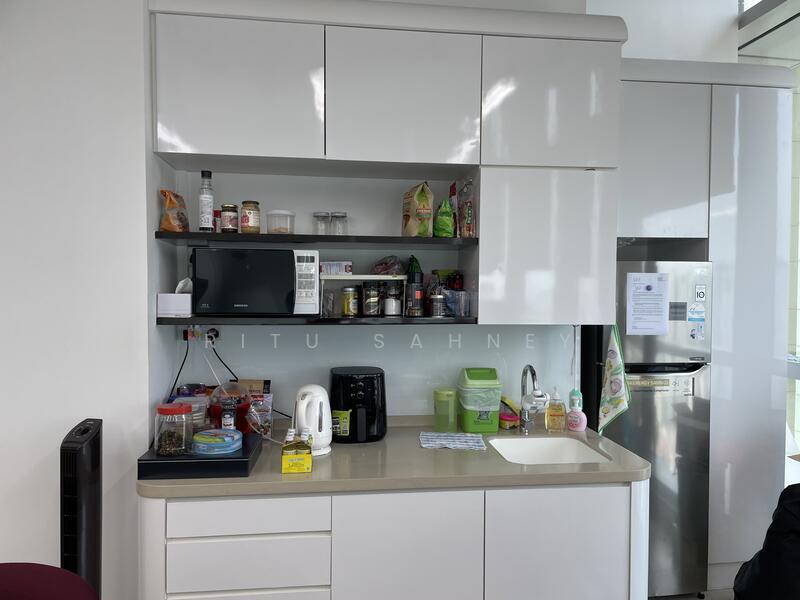 SBF Center, 160 Robinson Road, 635 sqft, Office For Sale, by Ritu Sahney, 24388366 - CommercialGuru.com.sg