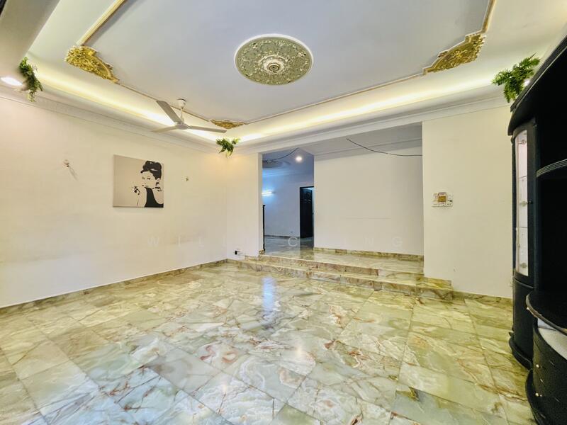 Bournemouth Road Bungalow For Sale Detached House For Sale at S