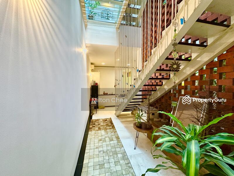 For Sale - Seletar Hills Estate