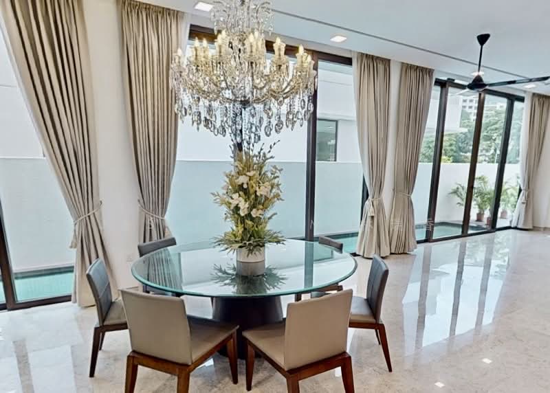 Newly Rebuilt 3.5 Storey Bungalow With Pool and Lift. Modern Design