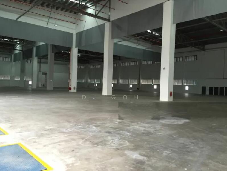 Ground l Tuas l Warehouse l Single Floor Plate l Ceiling 15M high l 200,000 sqft !, , 200,000 sqft, Warehouse For Rent, by DJ Goh, 24393322 - CommercialGuru.com.sg