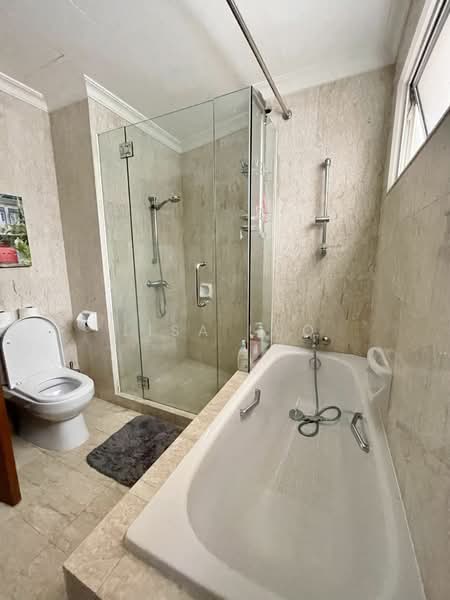 Gallop Gables, 70 Farrer Road, 5 Bedrooms, 2,745 sqft, Condominium For Rent, by Lisa Luo, 24393705 - PropertyGuru.com.sg