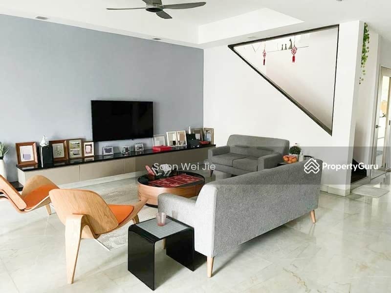 For Sale - Banyan Park