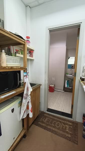 E-Centre @ Redhill, 3791 Jalan Bukit Merah, 1,011 sqft, Light Industrial (B1) For Sale, by Jason Tan, 24394384 - CommercialGuru.com.sg