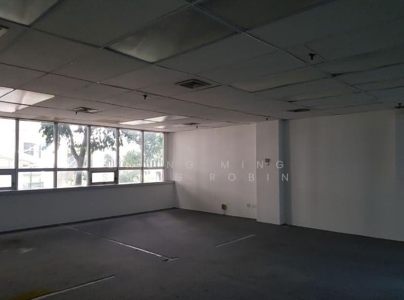 Two partially fitted unit in North Bridge Centre near National Library, North Bridge Road, Beach Road / Bugis / Rochor, 452 sqft, Office For Rent, by Chong Ming Siong Robin, 24394739 - Unit #02-12 on 2nd floor, size is 753 sqft - CommercialGuru.com.sg