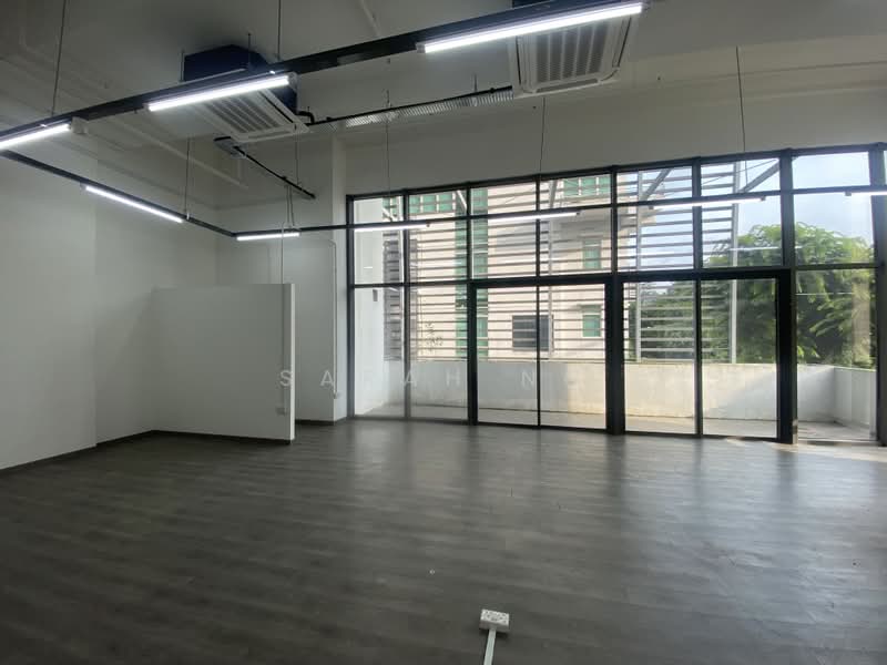 Central-Link, 8 Jalan Kilang Barat, 1,345 sqft, Light Industrial (B1) For Rent, by Sarah Ng, 24394929 - CommercialGuru.com.sg