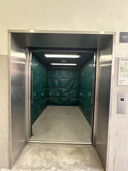 Central-Link, 8 Jalan Kilang Barat, Alexandra / Commonwealth, 1,345 sqft, Light Industrial (B1) For Rent, by Sarah Ng, 24394929 - CommercialGuru.com.sg