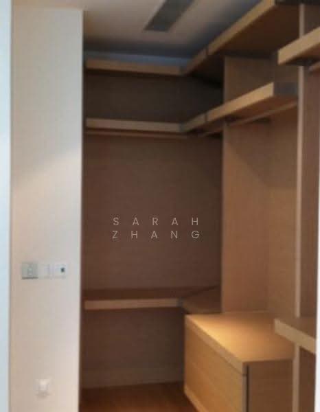 Leonie Parc View, 22 Leonie Hill Road, Orchard / River Valley, 4 Bedrooms, 2,013 sqft, Apartment For Rent, by Sarah Zhang, 24395442 - Master bedroom walkin wardrobe - PropertyGuru.com.sg