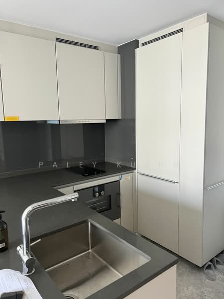 Riviere, 1 Jiak Kim Street, 2 Bedrooms, 818 sqft, Condominium For Rent, by Paley Kuang, 24395607 - PropertyGuru.com.sg