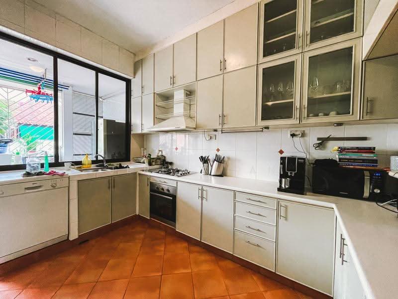 Fernhill Court Condo, 60 Fernhill Road, Tanglin / Holland / Bukit Timah, 3 Bedrooms, 2,486 sqft, Condominium For Rent, by Jeremy Tan, 24395975 - PropertyGuru.com.sg