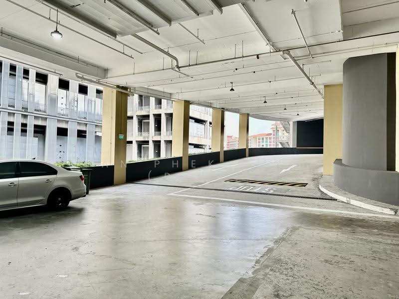 REVV, 1 Corporation Drive, Boon Lay / Jurong / Tuas, 1,755 sqft, Factory / Workshop (B2) For Rent, by Rina Royale Tan, 24396612 - CommercialGuru.com.sg