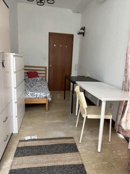 Parc Oasis, 39 Jurong East Avenue 1, 1 Bedroom, 150 sqft, Condominium For Rent, by Eric Tan, 24398056 - PropertyGuru.com.sg