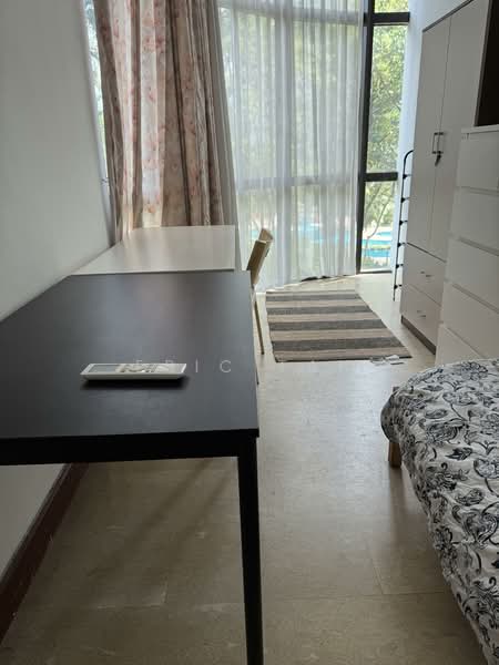 Parc Oasis, 39 Jurong East Avenue 1, 1 Bedroom, 150 sqft, Condominium For Rent, by Eric Tan, 24398056 - PropertyGuru.com.sg