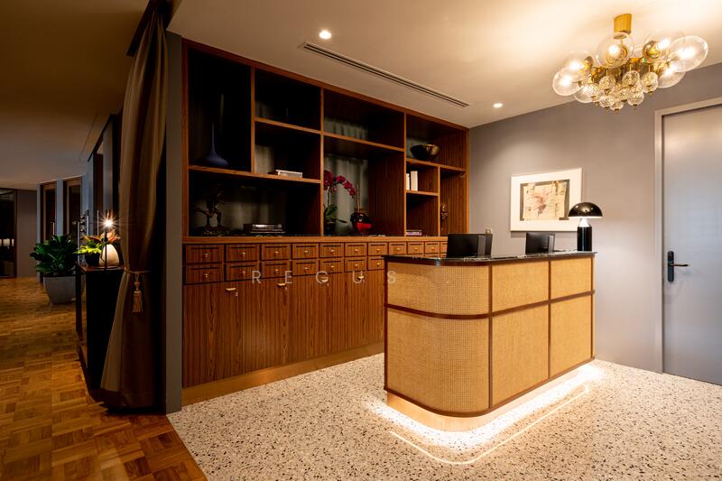 Capitol Piazza, 13 Stamford Road, 1,186 sqft, Office For Rent, by Regus Singapore, 24398867 - CommercialGuru.com.sg