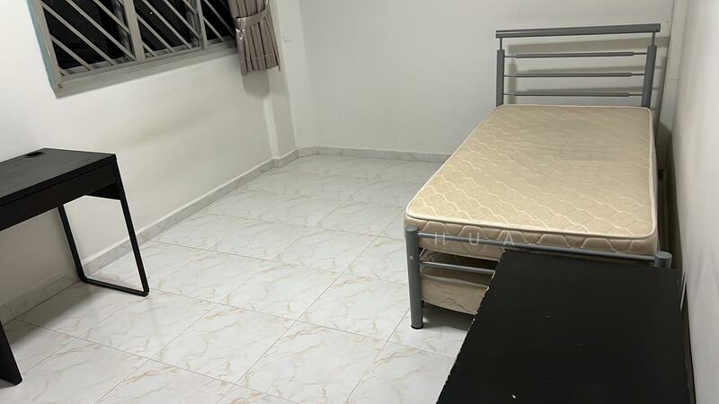 For Rent - 304 Jurong East Street 32