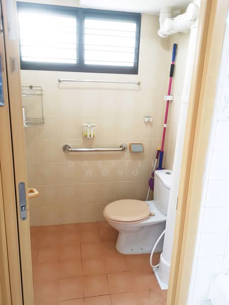 302 Clementi Avenue 4, 302 Clementi Avenue 4, 3 Bedrooms, 990 sqft, HDB Flat For Rent, by Darrell Wong, 24401579 - PropertyGuru.com.sg