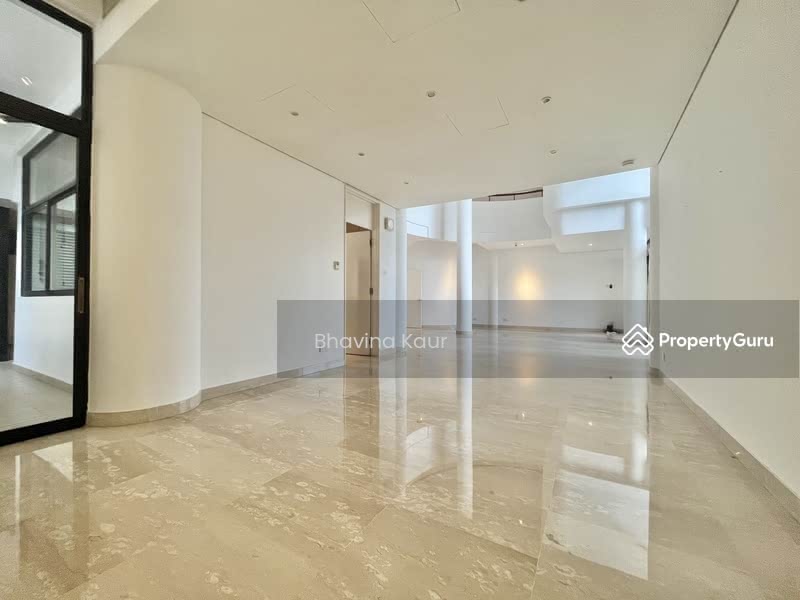 For Rent - The Colonnade