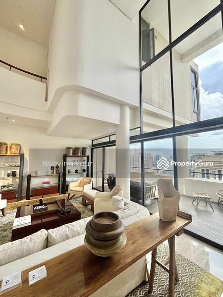 For Rent - The Colonnade