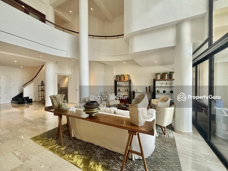 For Rent - The Colonnade