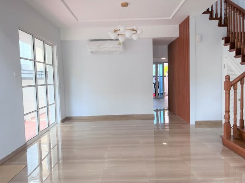 Burgundy drive, Burgundy Crescent, 5 Bedrooms, 3,500 sqft, Semi-Detached House For Sale, by Ben Lee, 24402281 - PropertyGuru.com.sg