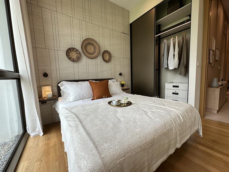 104 Properties for Sale - Mariners Parking Garage in Singapore