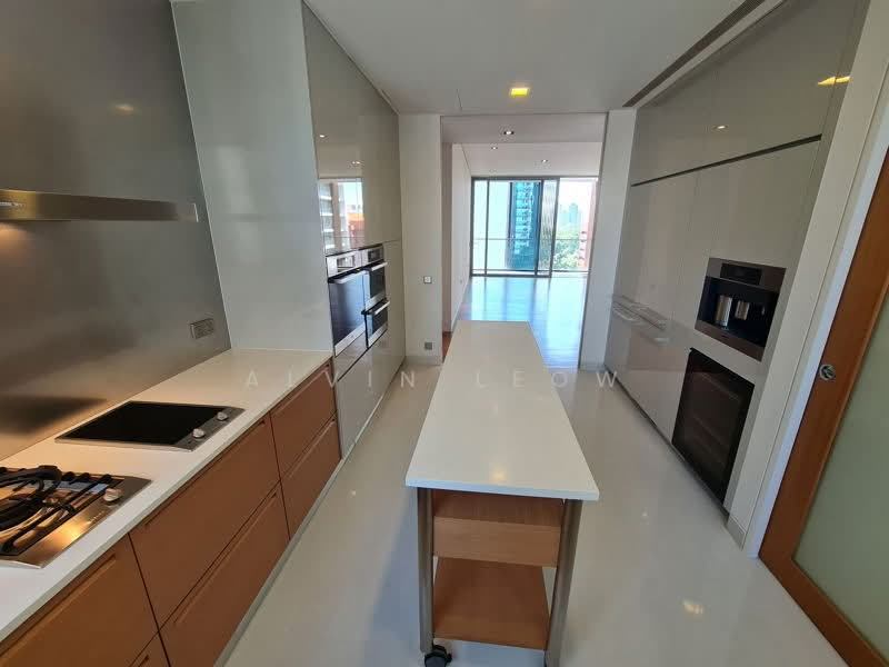 Hilltops Condominium For Sale at S$ 11,977,000 | PropertyGuru Singapore