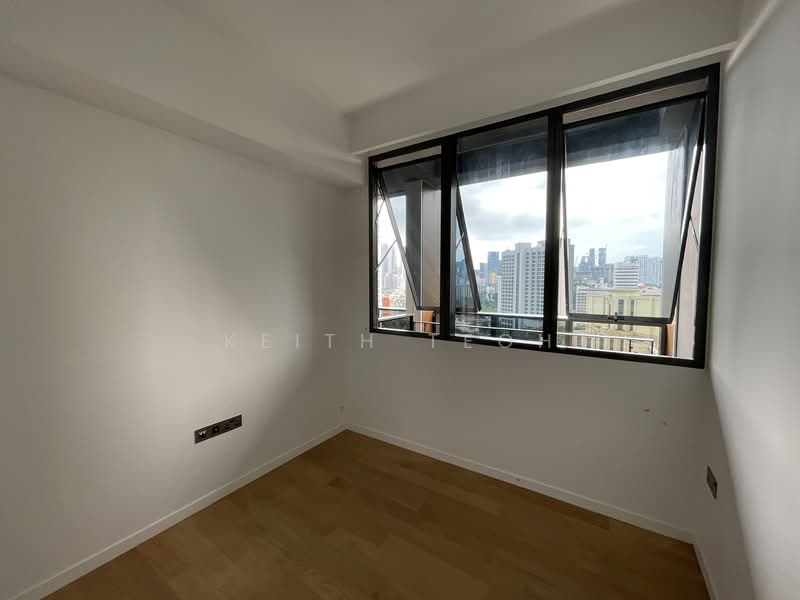 Riviere, 1 Jiak Kim Street, 1 Bedroom, 560 sqft, Condominium For Rent, by Keith Teoh, 24403849 - Tall and wide casement windows - PropertyGuru.com.sg