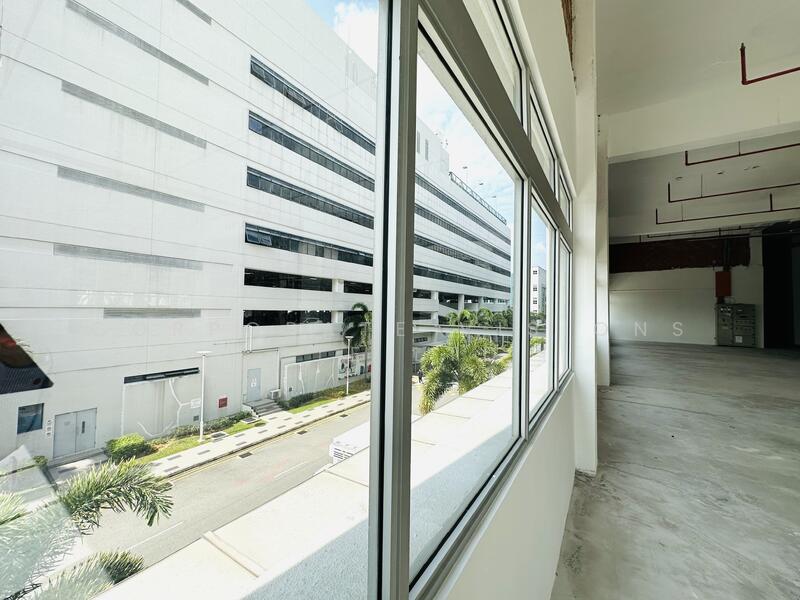 AFFORDABLE LIFT LOBBY FRONTAGE BP OFFICE, Operation Centre. Ample Parking. Low Capex, Size: 5000, 8000, 14k - 26k sf CONTACT: +65-96881177, 12,000 sqft, Business / Science Park For Rent, by KOH HOONG TSE (ADRIAN), 24404114 - CommercialGuru.com.sg