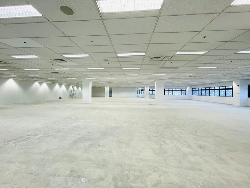 AFFORDABLE LIFT LOBBY FRONTAGE BP OFFICE, Operation Centre. Ample Parking. Low Capex, Size: 5000, 8000, 14k - 26k sf CONTACT: +65-96881177, 12,000 sqft, Business / Science Park For Rent, by KOH HOONG TSE (ADRIAN), 24404114 - CommercialGuru.com.sg