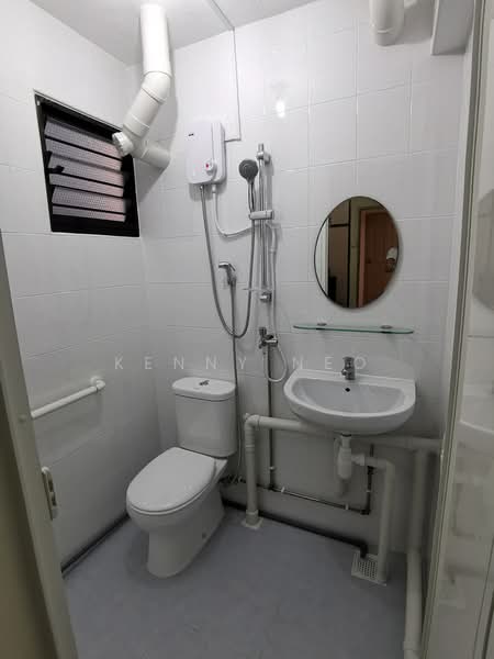 335 Clementi Avenue 2, 335 Clementi Avenue 2, 2 Bedrooms, 720 sqft, HDB Flat For Rent, by Kenny Neo, 24404460 - PropertyGuru.com.sg