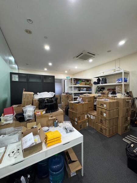One Commonwealth, 1 Commonwealth Lane, 1,421 sqft, Light Industrial (B1) For Sale, by Kas Chen, 24405020 - CommercialGuru.com.sg