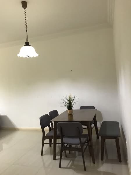 Kentish Court, 33 Oxford Road, 2 Bedrooms, 1,044 sqft, Apartment For Rent, by Lily Lim, 24405235 - PropertyGuru.com.sg