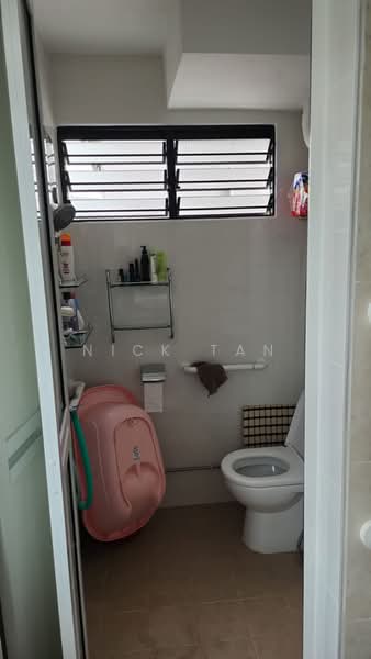 248 Tampines Street 21, 248 Tampines Street 21, Room Rental, 108 sqft, HDB Flat For Rent, by Nick Tan, 24406589 - PropertyGuru.com.sg